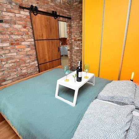 Apartament Blue Bastion Walowa 23C Z Klimatyzacja I Miejscem Parkingowym W Podziemnym Parkingu Гданьск Экстерьер фото