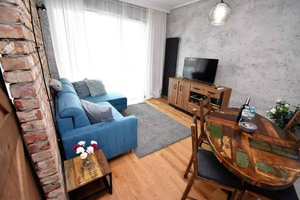 Apartament Blue Bastion Walowa 23C Z Klimatyzacja I Miejscem Parkingowym W Podziemnym Parkingu Гданьск Экстерьер фото